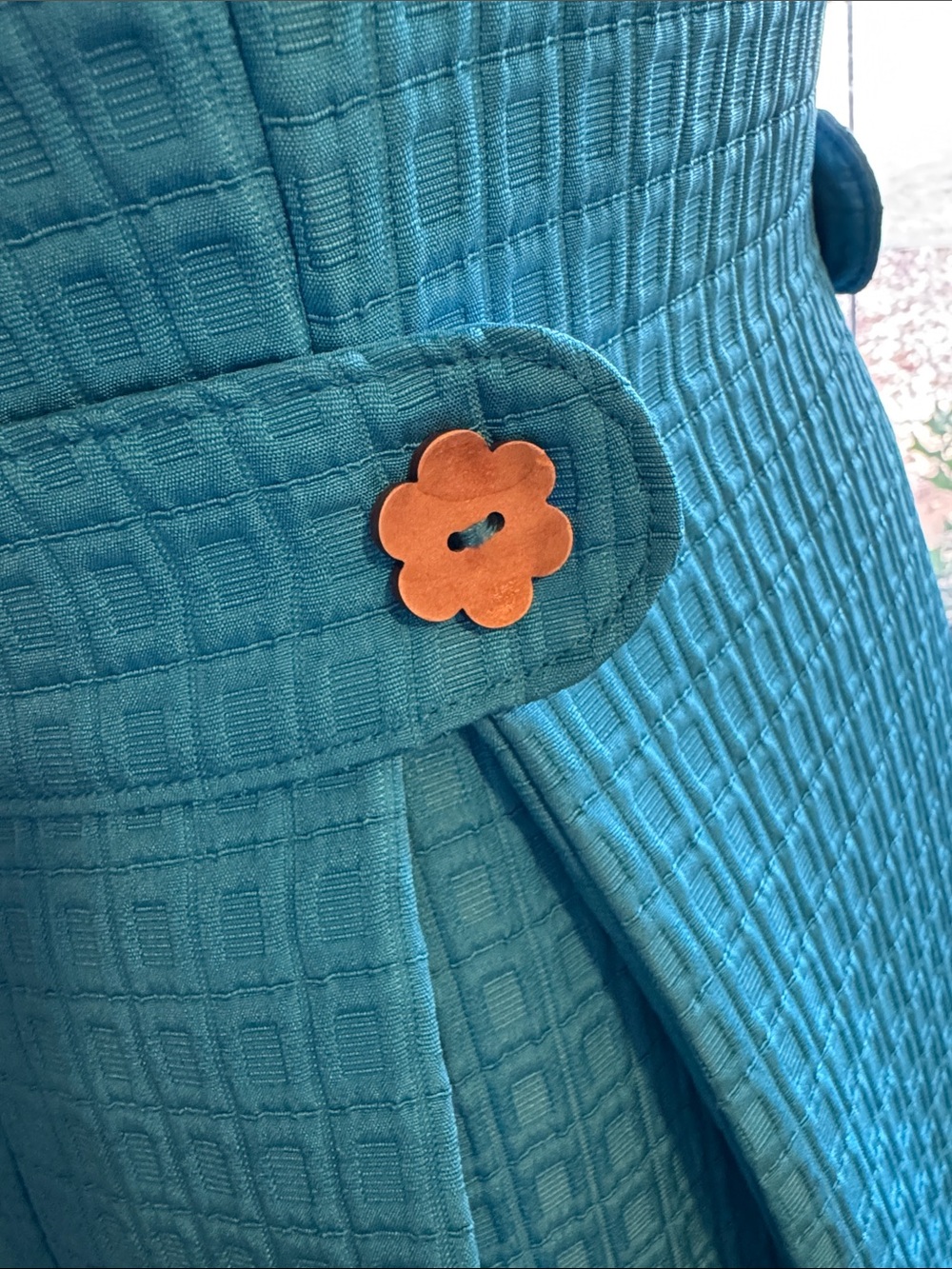 ModCloth Flower Button Dress - Picture 5 of 10